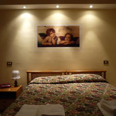 Hotel Lidia *